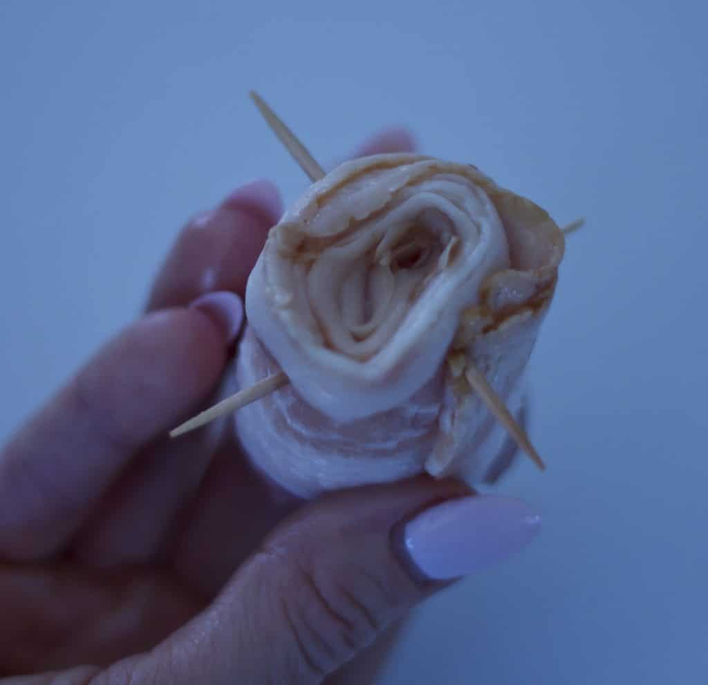 chocolate dipped bacon roses-5