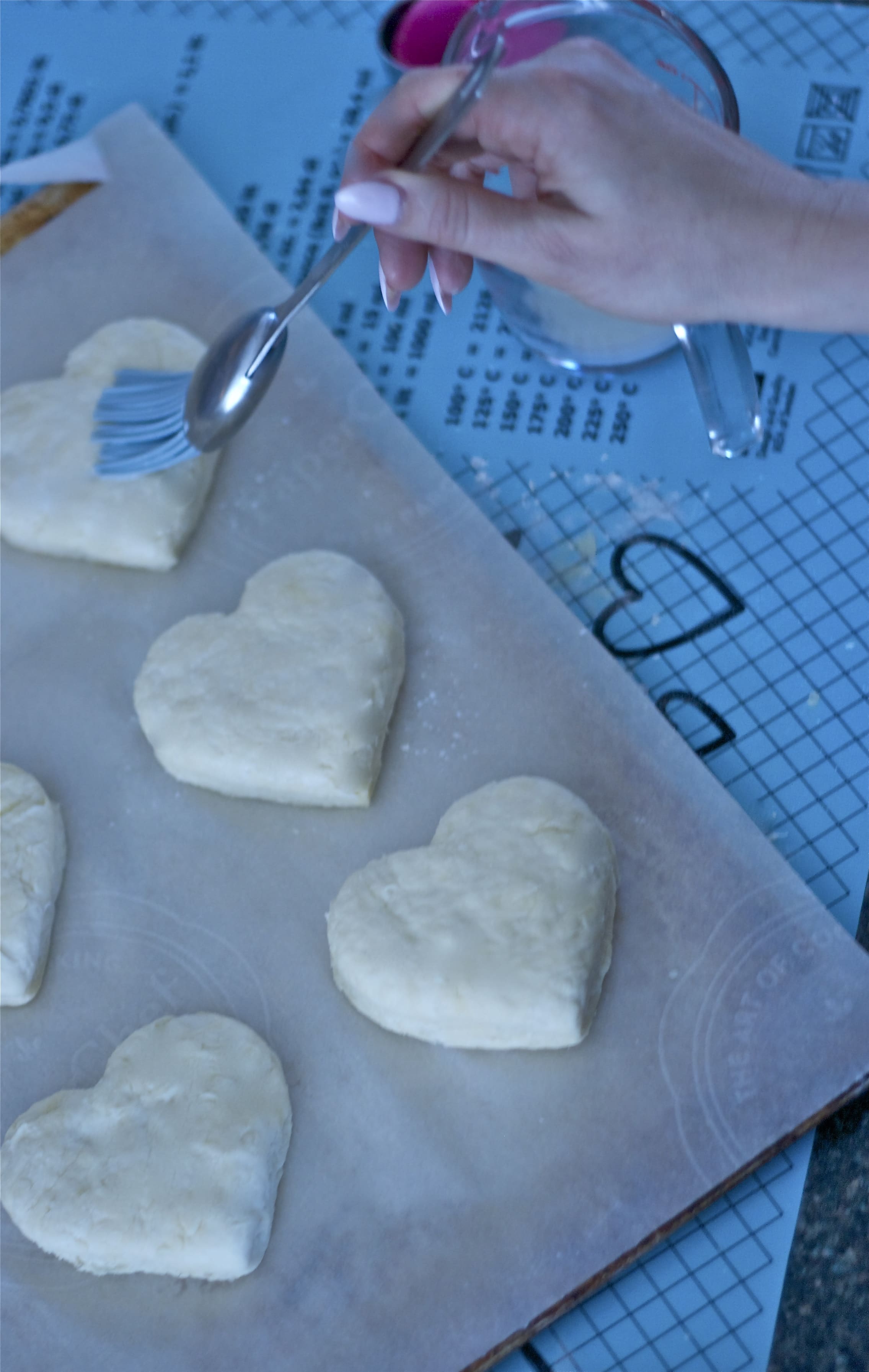 Easy Heart-Shaped Biscuits-4