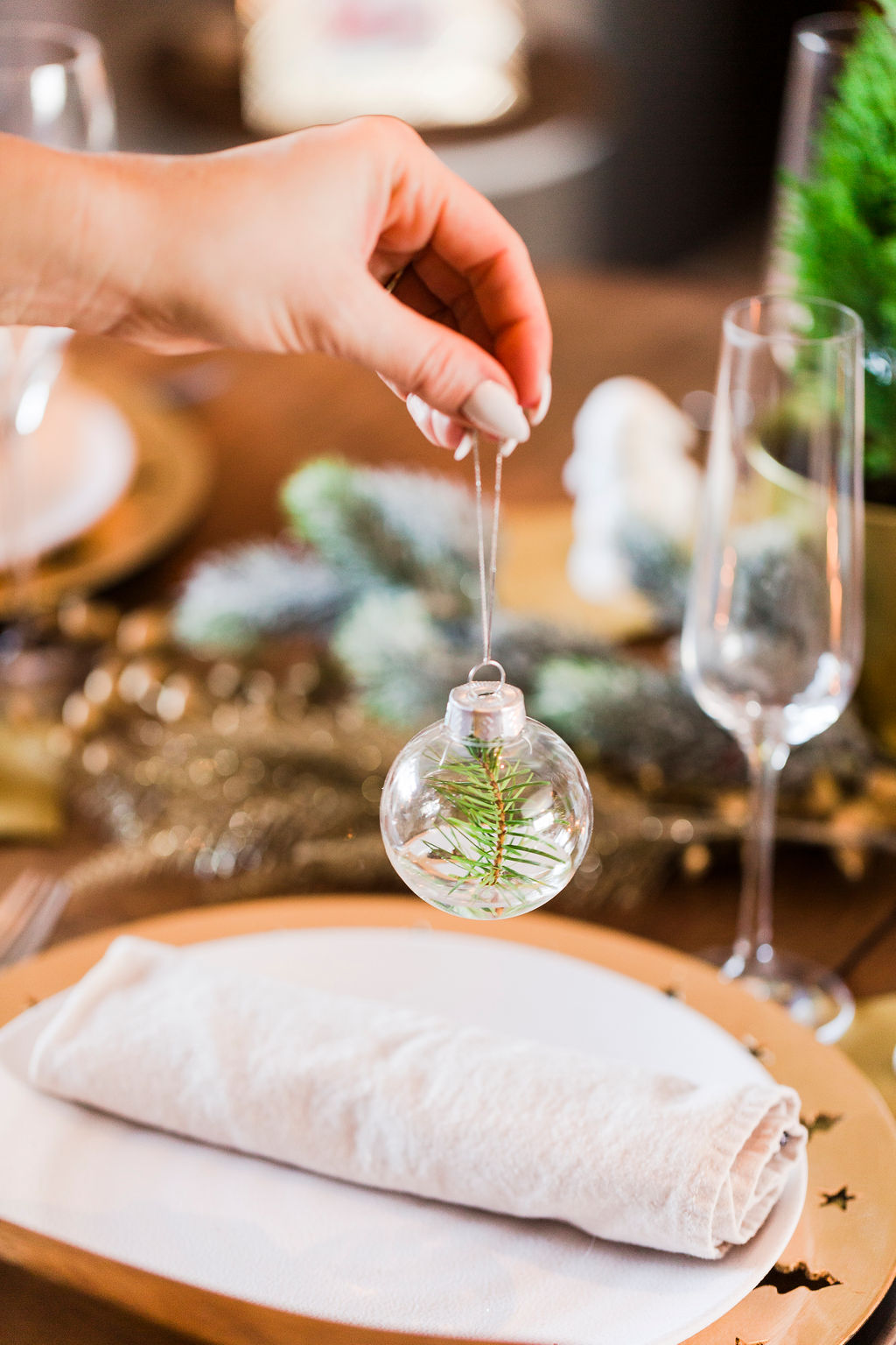 Inexpensive Christmas Tablescape-5