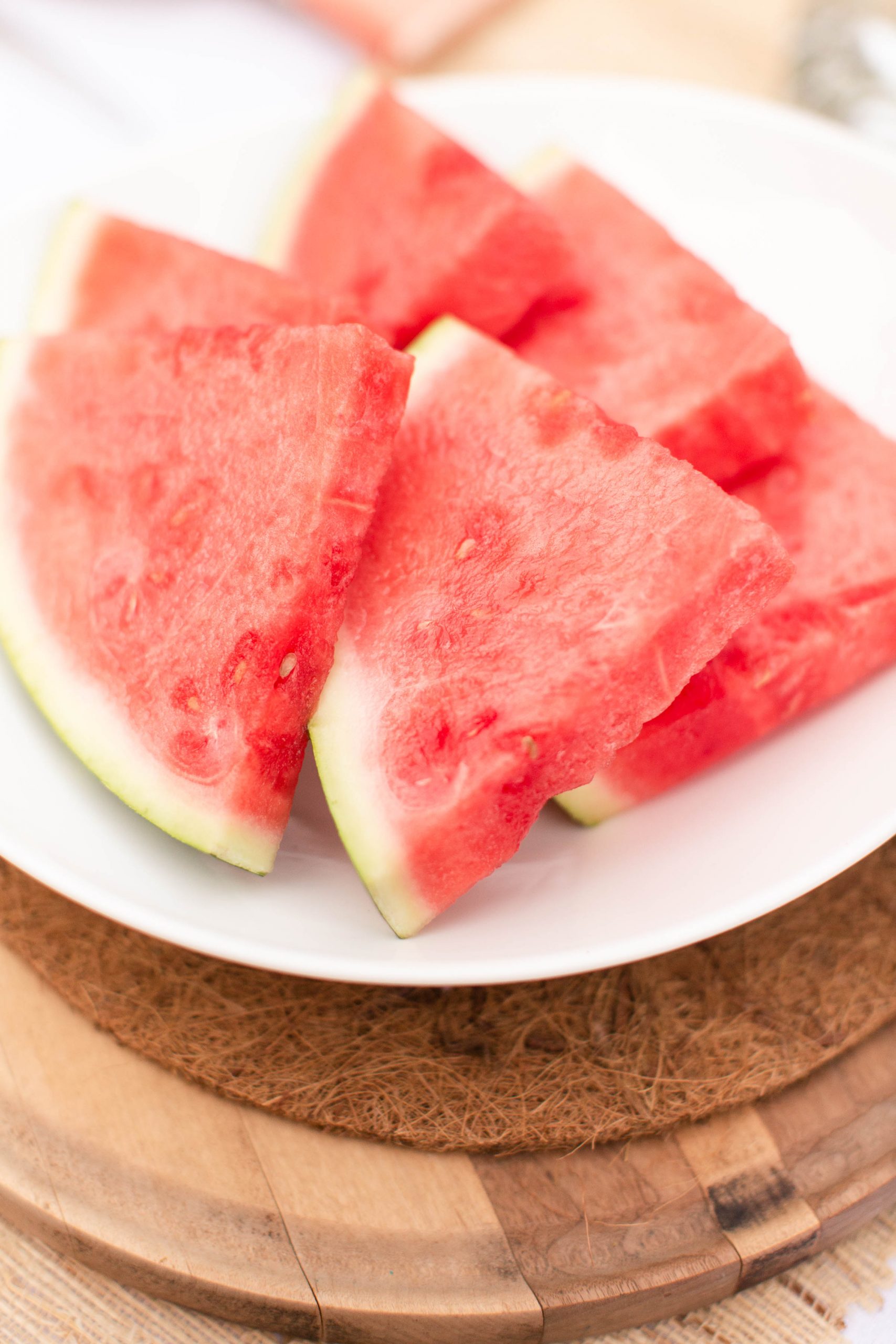 fresh watermelon slices